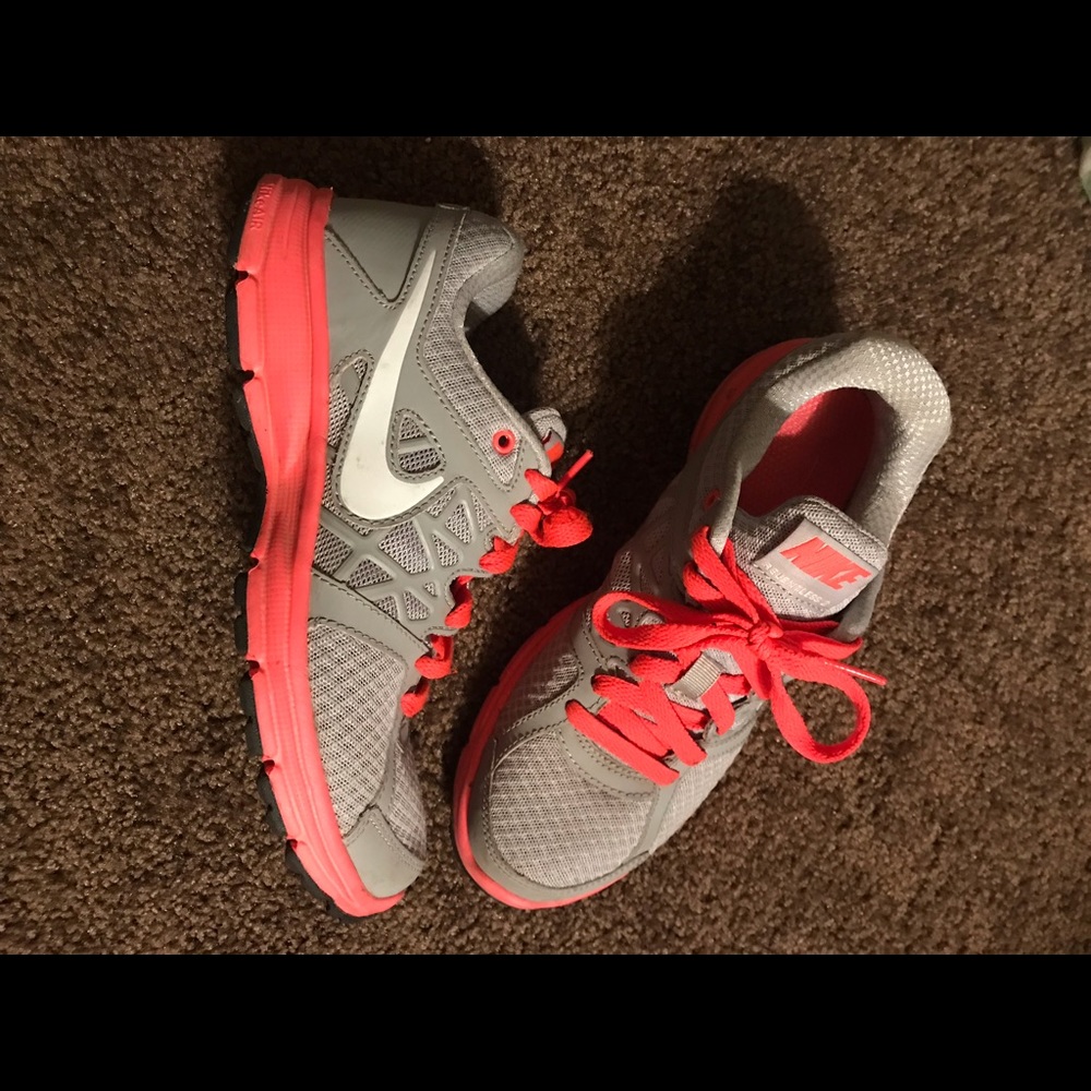 Nike athletic  shoes